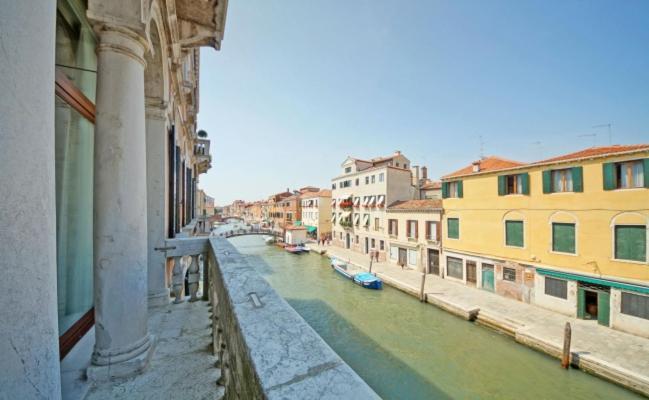 Luxury Balcony Apartment Venice Exterior photo