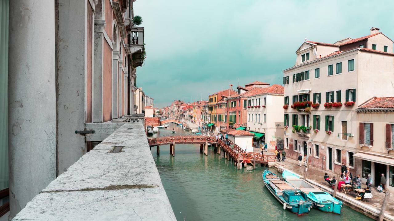 Luxury Balcony Apartment Venice Exterior photo